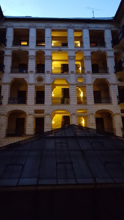 Premier Inn Apartments Budapest Exteriör bild