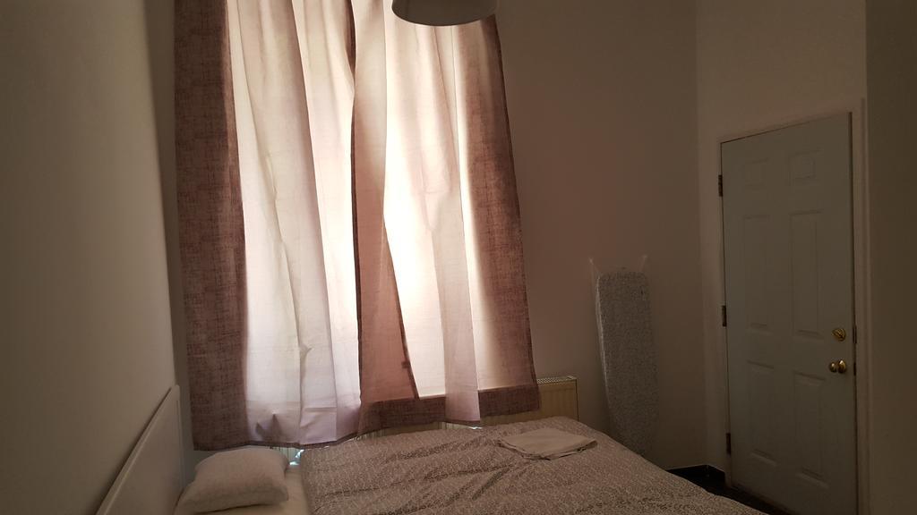 Premier Inn Apartments Budapest Exteriör bild